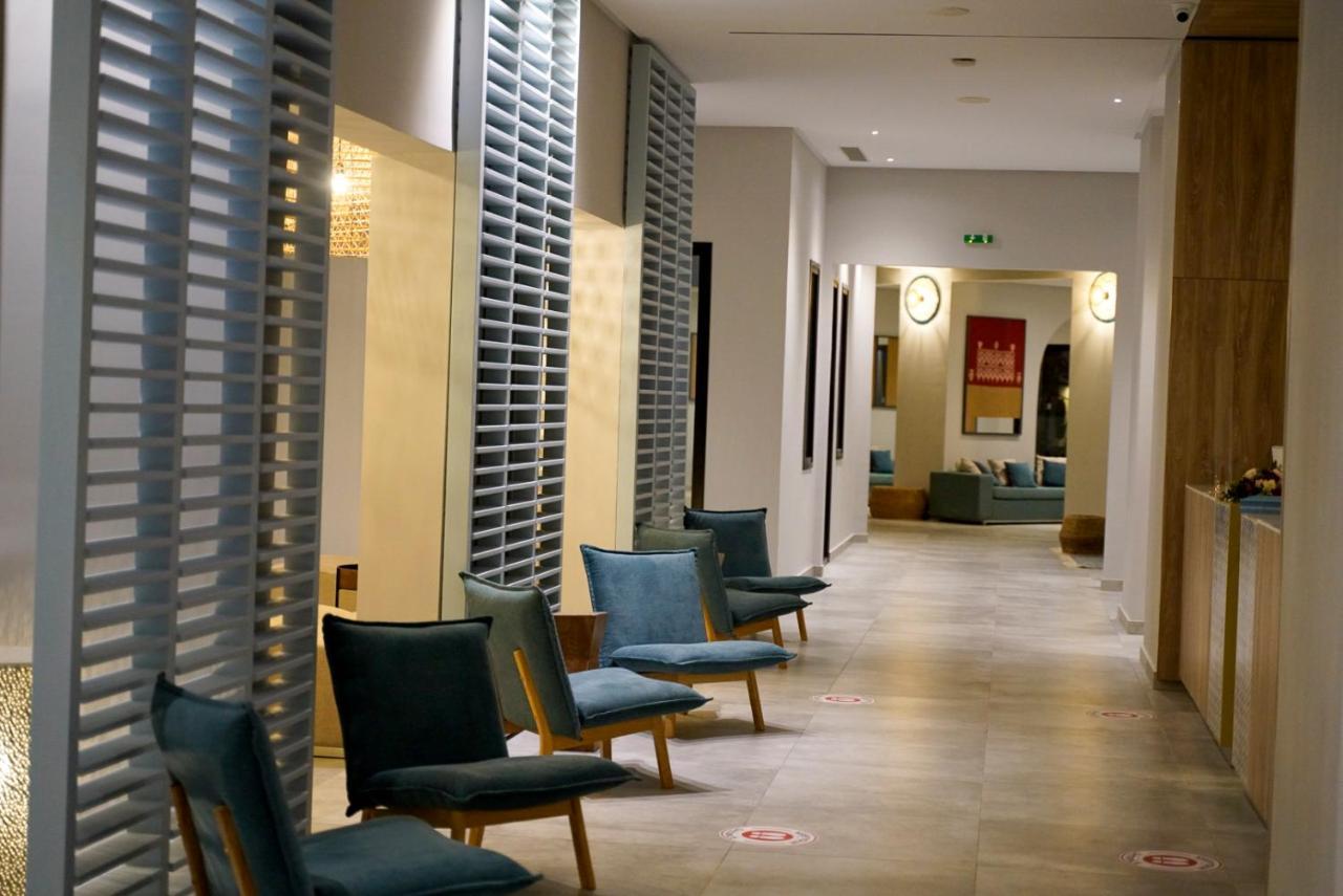 The Mirage Resort & Spa Al-Hammamat Bagian luar foto The waiting room at the clinic