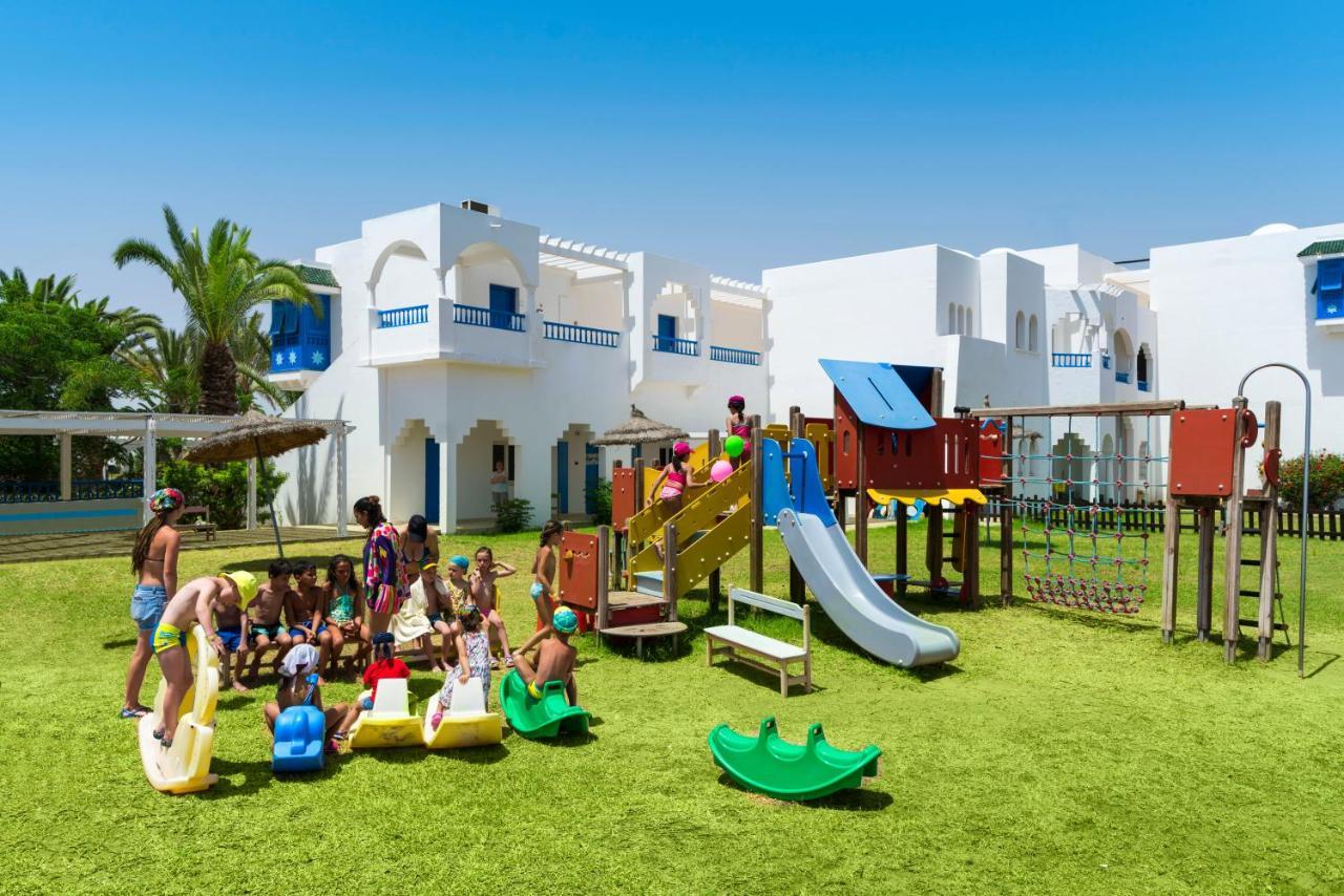 The Mirage Resort & Spa Al-Hammamat Bagian luar foto Playground in a hotel