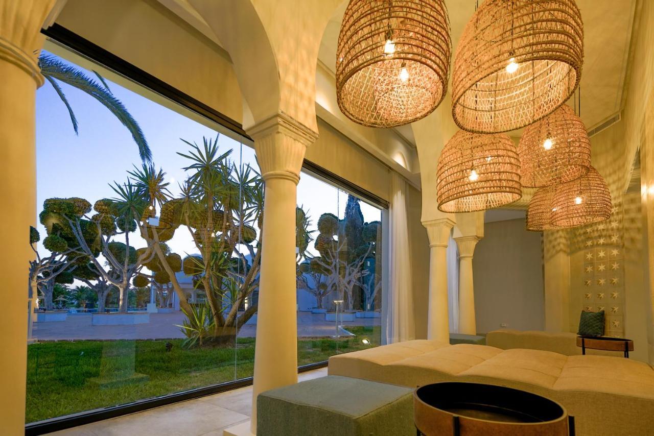 The Mirage Resort & Spa Al-Hammamat Bagian luar foto The interior of the museum