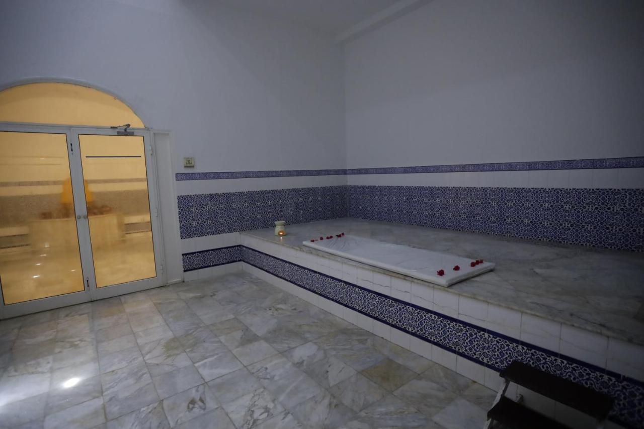 The Mirage Resort & Spa Al-Hammamat Bagian luar foto A hammam in Tunisia